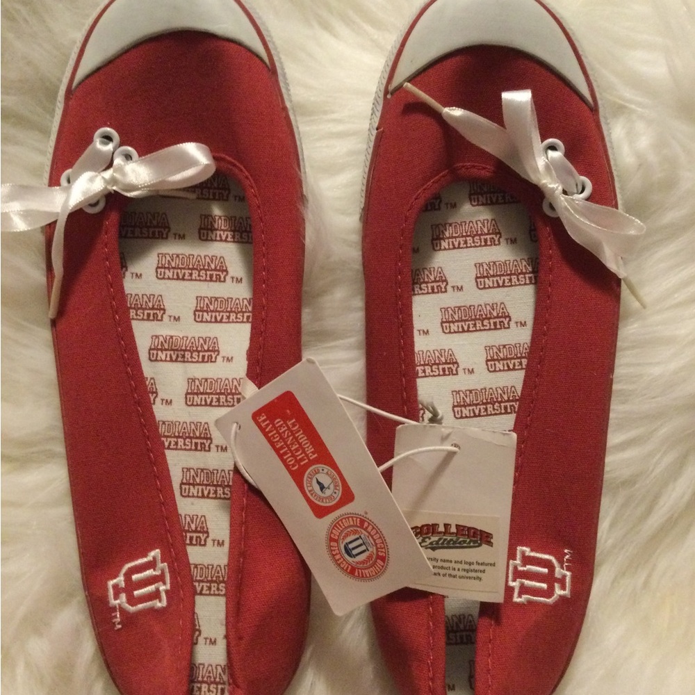 NWT Indiana University “Skimmer” Canvas Slip On Size 9